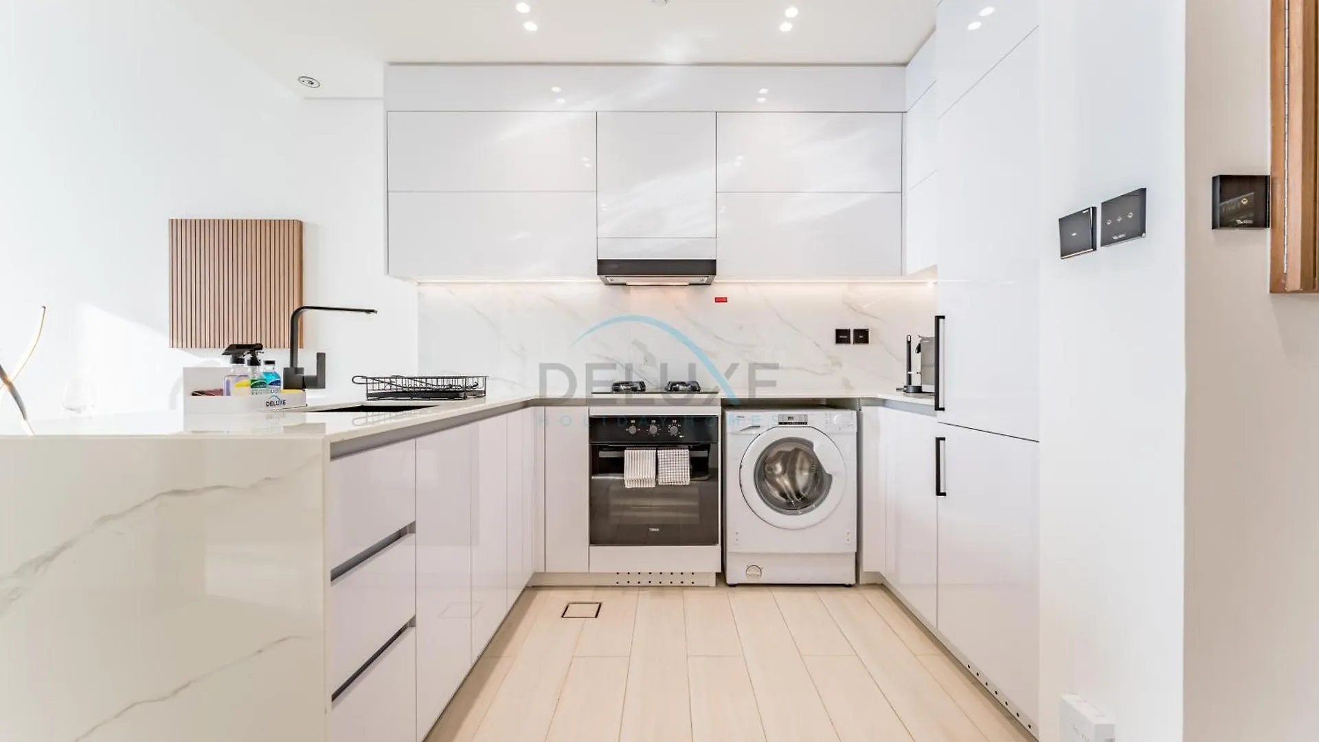 Newly Furnished Apartment Near Circle Mall With Marina Views, Binghatti Onyx, Jvc By Deluxe Holiday Homes Dubai